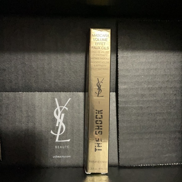 New YSL The Shock Volumizing Mascara - Picture 4 of 7